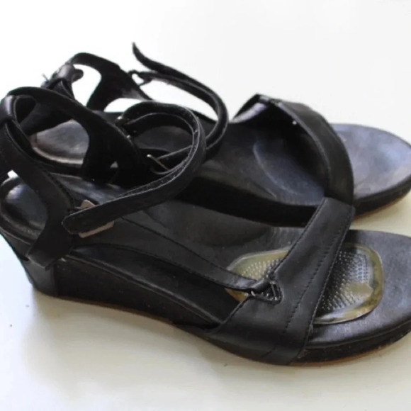 Teva wedge sandals - Picture 9 of 9